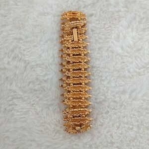 Avon Vintage gold tone bracelet